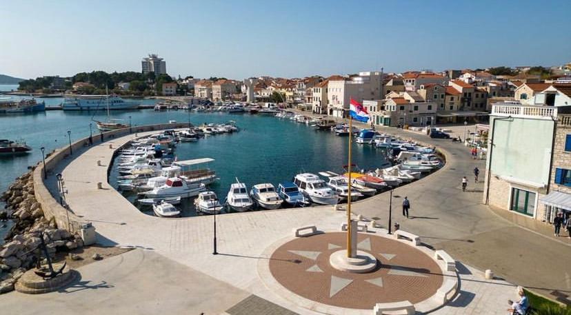 Azul Vodice Lägenhet Exteriör bild